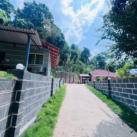 Darshan'S Home Stay มาดิเครี ภายนอก รูปภาพ