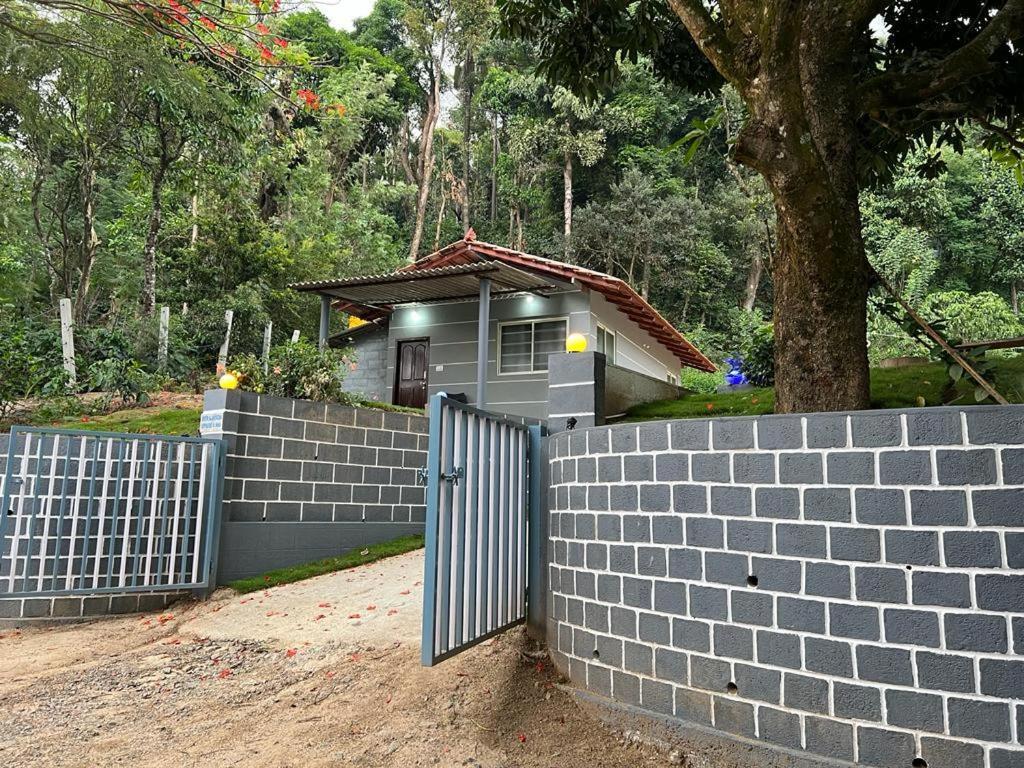 Darshan'S Home Stay มาดิเครี ภายนอก รูปภาพ