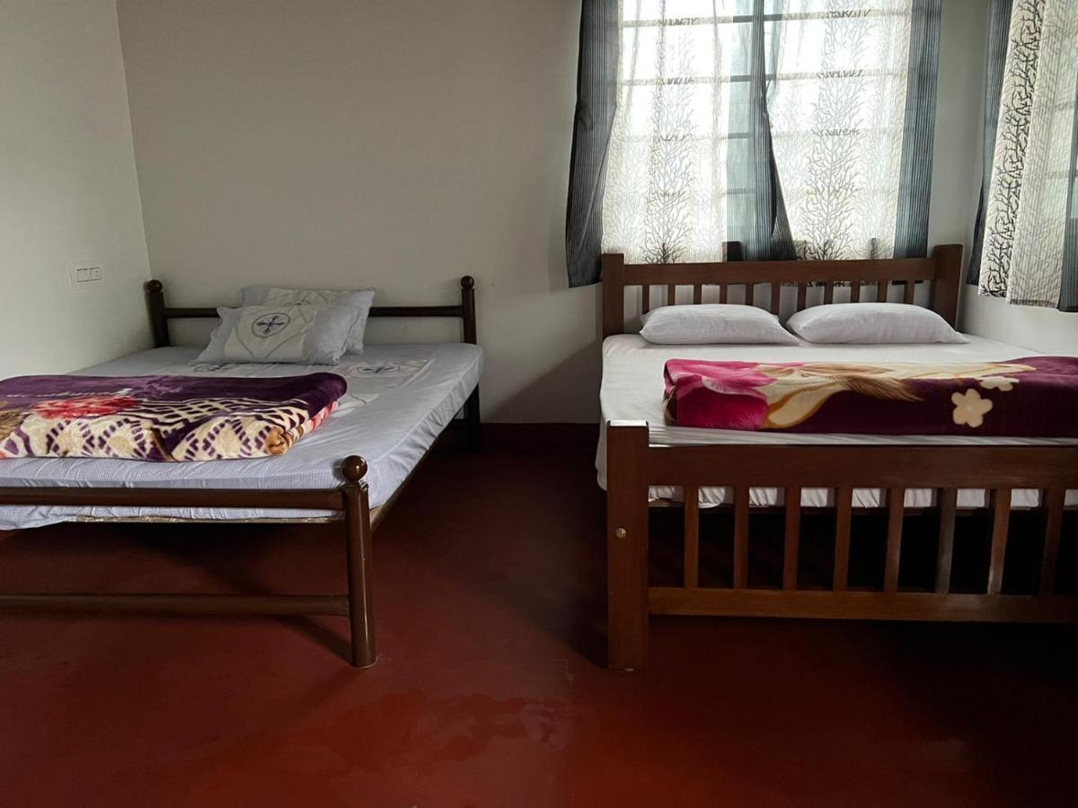 Darshan'S Home Stay มาดิเครี ภายนอก รูปภาพ
