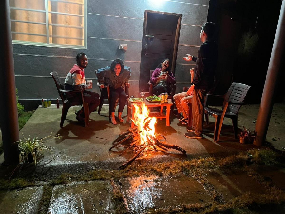 Darshan'S Home Stay มาดิเครี ภายนอก รูปภาพ