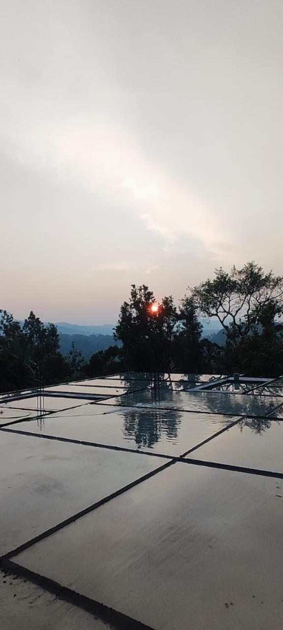 Darshan'S Home Stay มาดิเครี ภายนอก รูปภาพ