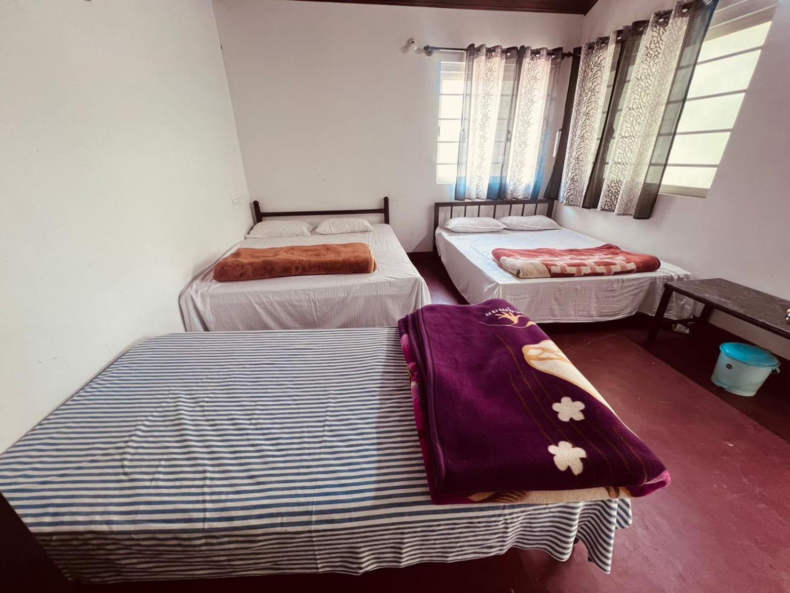 Darshan'S Home Stay มาดิเครี ภายนอก รูปภาพ